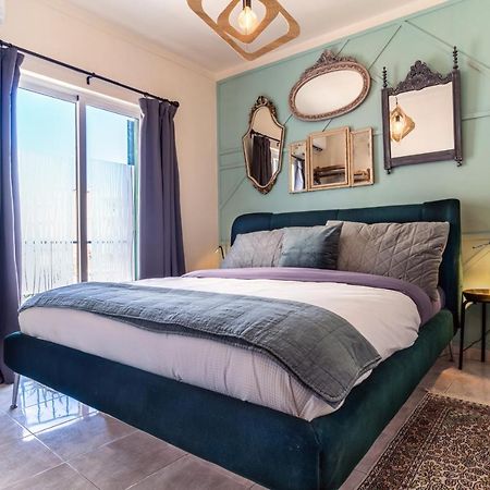 Arty Vintage Townhouse With Rooftop Shower & Sun Loungers Olhão Exterior foto