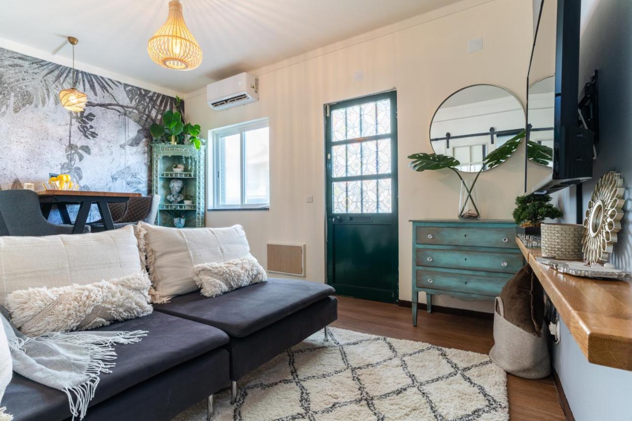 Arty Vintage Townhouse With Rooftop Shower & Sun Loungers Olhão Exterior foto