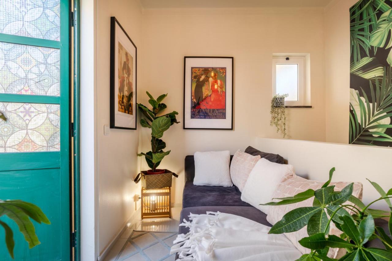 Arty Vintage Townhouse With Rooftop Shower & Sun Loungers Olhão Exterior foto